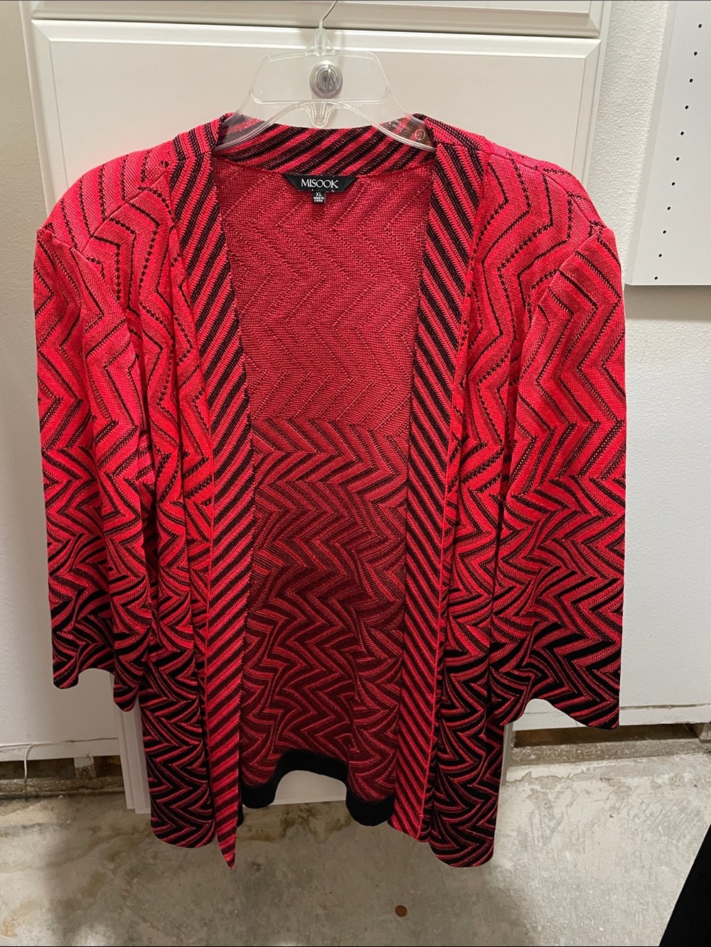 Misook Red and Black Zigzag Open-Front Cardigan